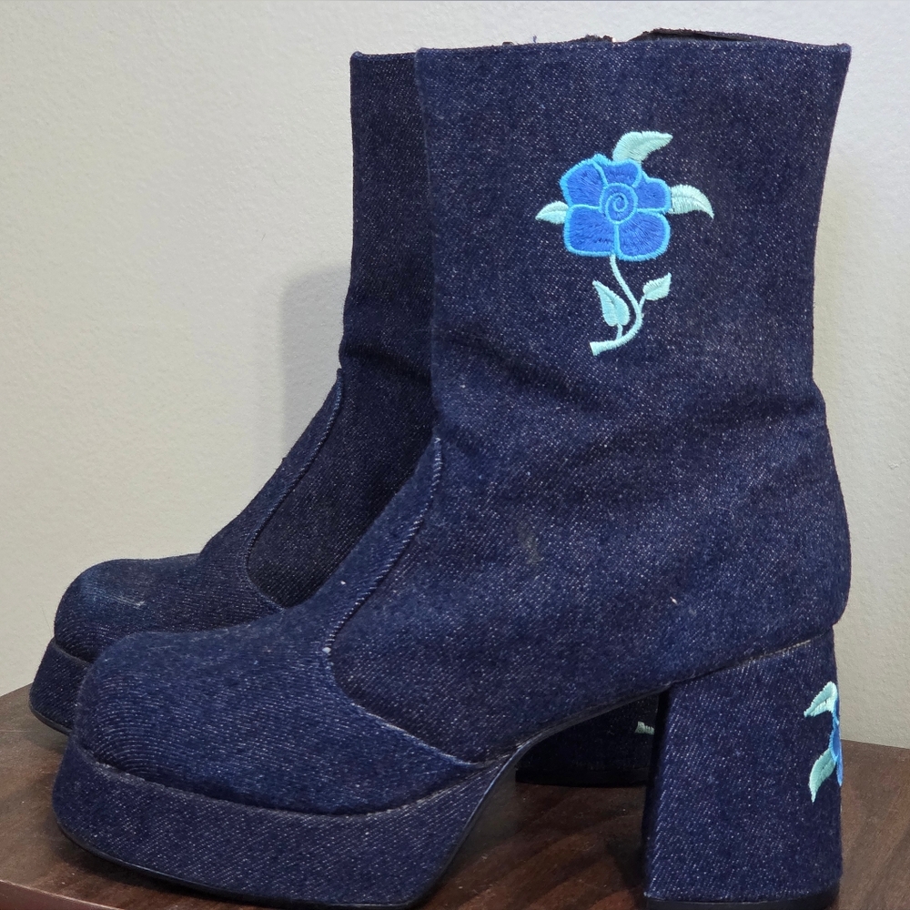 🪩 VTG Denim Floral Le Chateau Platform Boots 70s Disco Y2K Mismatched Sz 8/7 - Picture 8 of 16